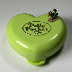 Vintage 1989 Bluebird Polly Pocket Pony Club Compact Near Complete (21C)